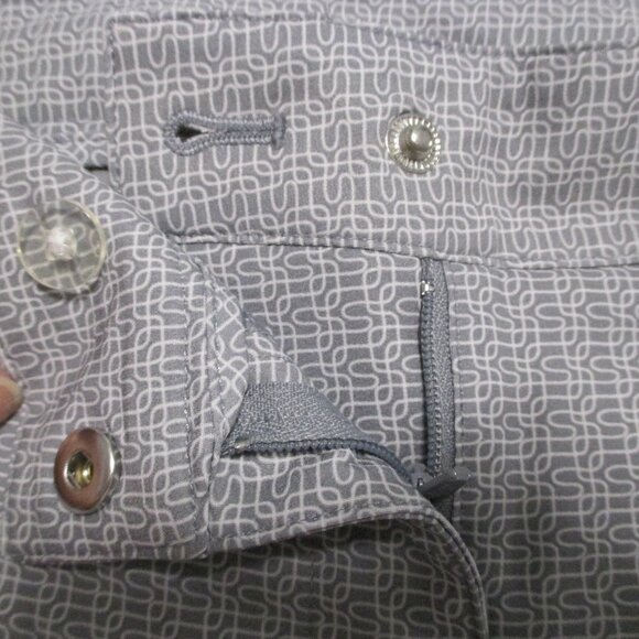 Cutter & Buck Annika capris great for golf, light gray & white like new size 12 - Picture 4 of 12